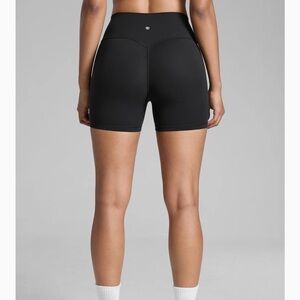 Black Women's Athletic 4” Biker Shorts Secretscuplt